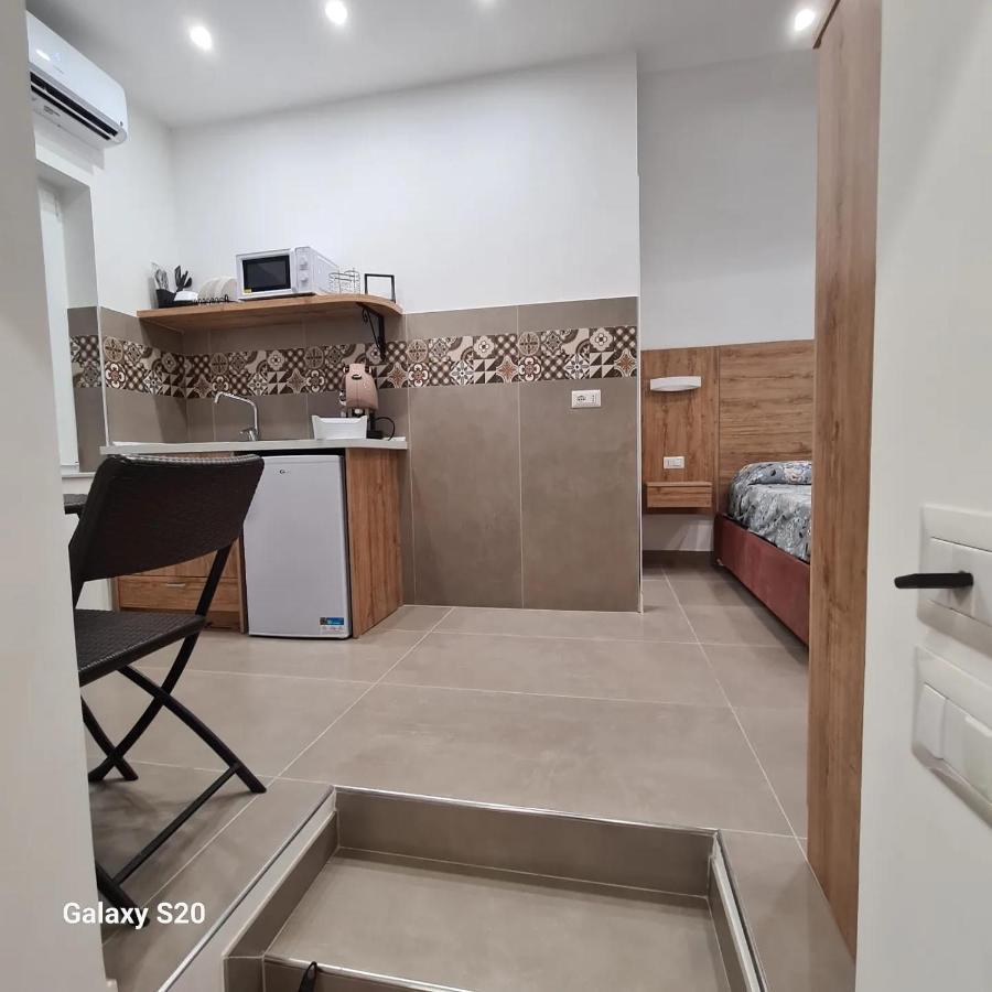 Residenza Nascari Al Plebiscito Hotel Наполи Екстериор снимка