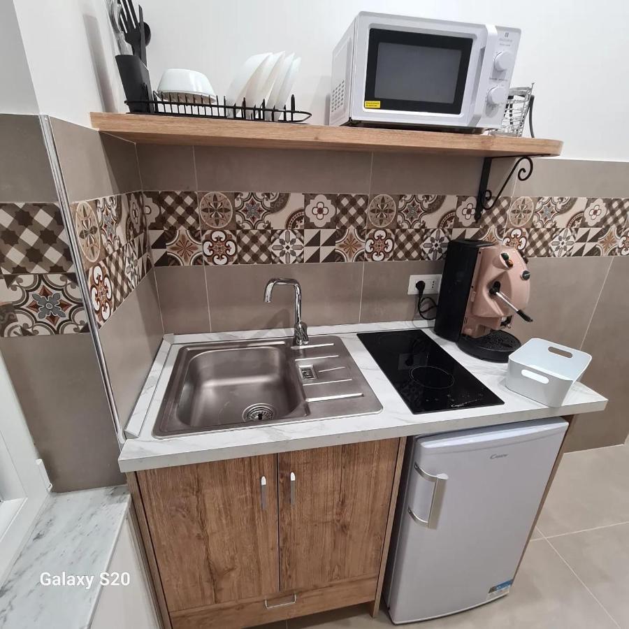 Residenza Nascari Al Plebiscito Hotel Наполи Екстериор снимка