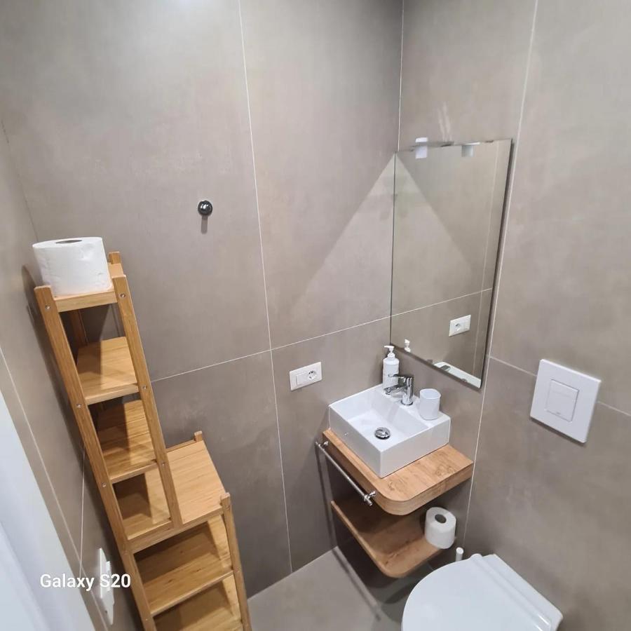 Residenza Nascari Al Plebiscito Hotel Наполи Екстериор снимка